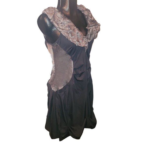 Joseph Ribkoff black sleeveless ruffled neckline dress Sz.12 - Picture 3 of 7